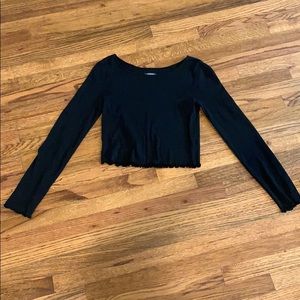 Long sleeve black crop (S)